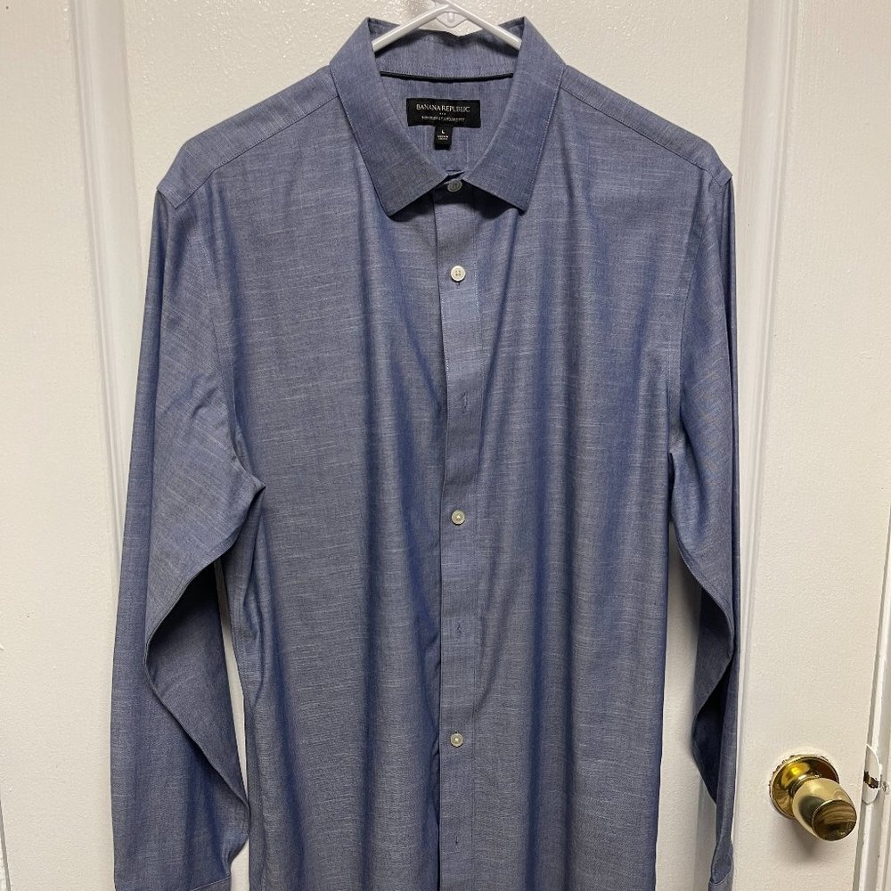 Banana Republic Men's Dress Shirt Size L